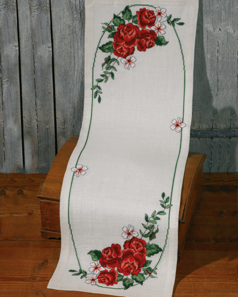 Kit de broderie Roses rouges 35 x 111 cm