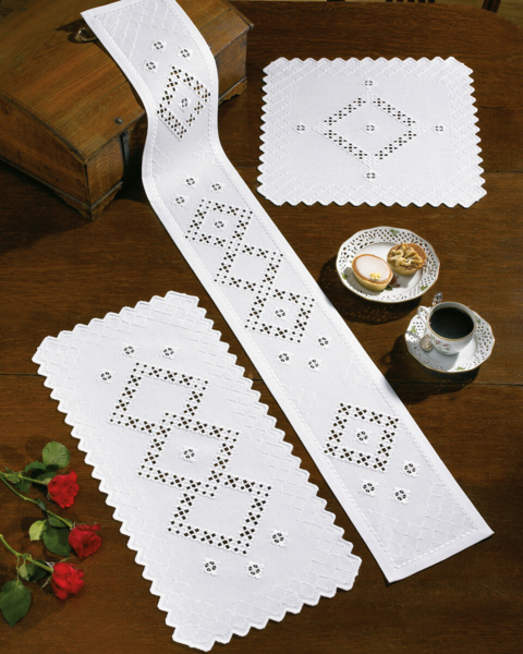 Kit de broderie Hardanger 17 x 125 cm