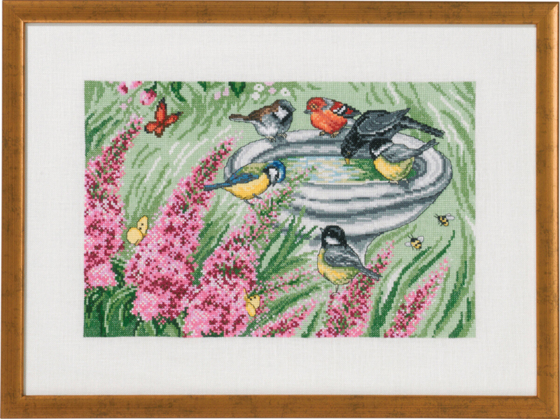 Kit de broderie Bain d'oiseaux dans le jardin R5350 47 x 34 cm