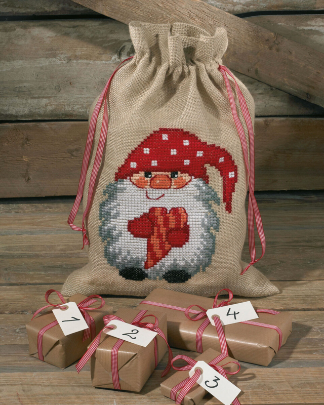 Kit de Broderie Lutin avec Cœur 39 x 55 cm
