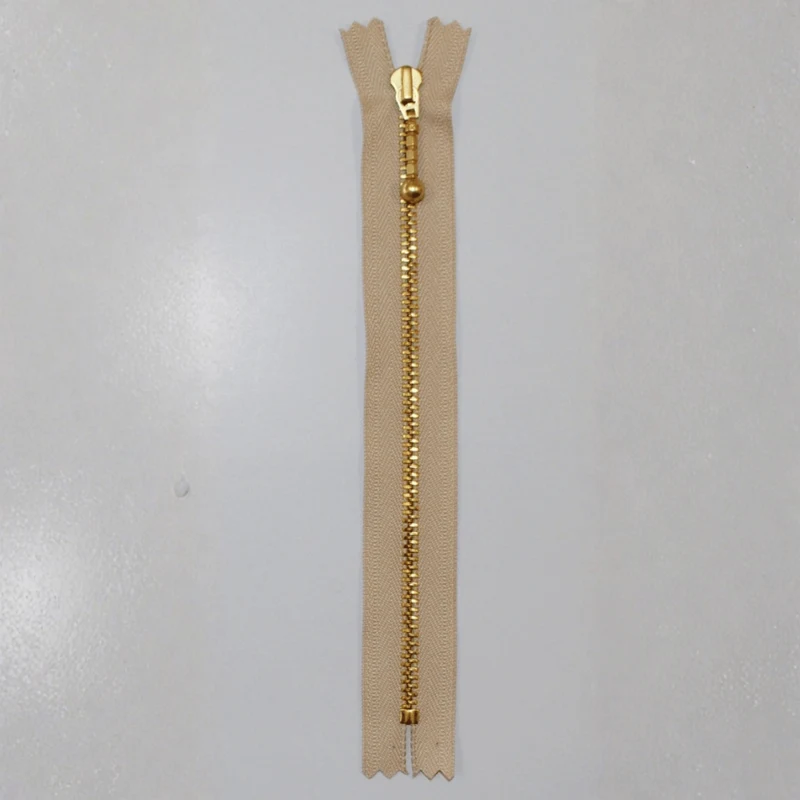 YKK Fermeture Éclair, Laiton, 4 mm 572 Sable