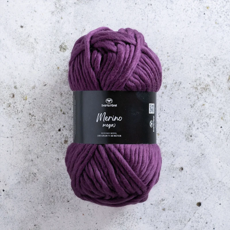 Svarta Fåret Merino Mega 02 Cassis écrasé