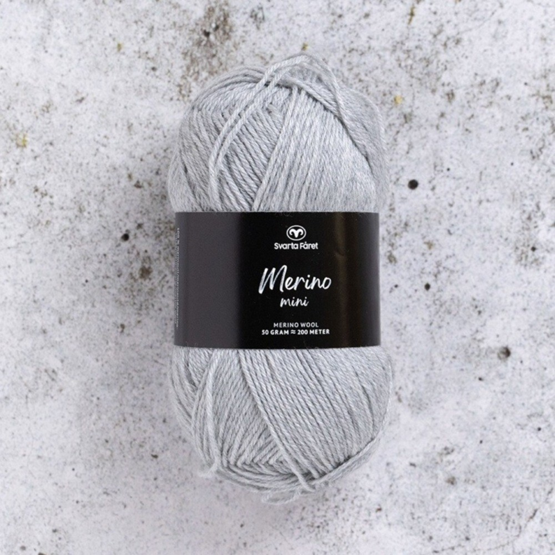 Svarta Fåret Merino Mini 23 Gris intact