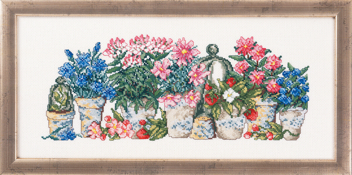 Kit de broderie Fleurs roses/bleues 38x17 R5355