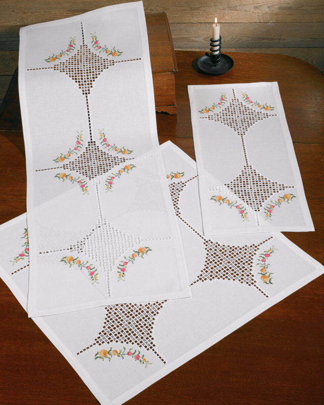 Kit de broderie Hardanger avec fleurs 29 x 69 cm