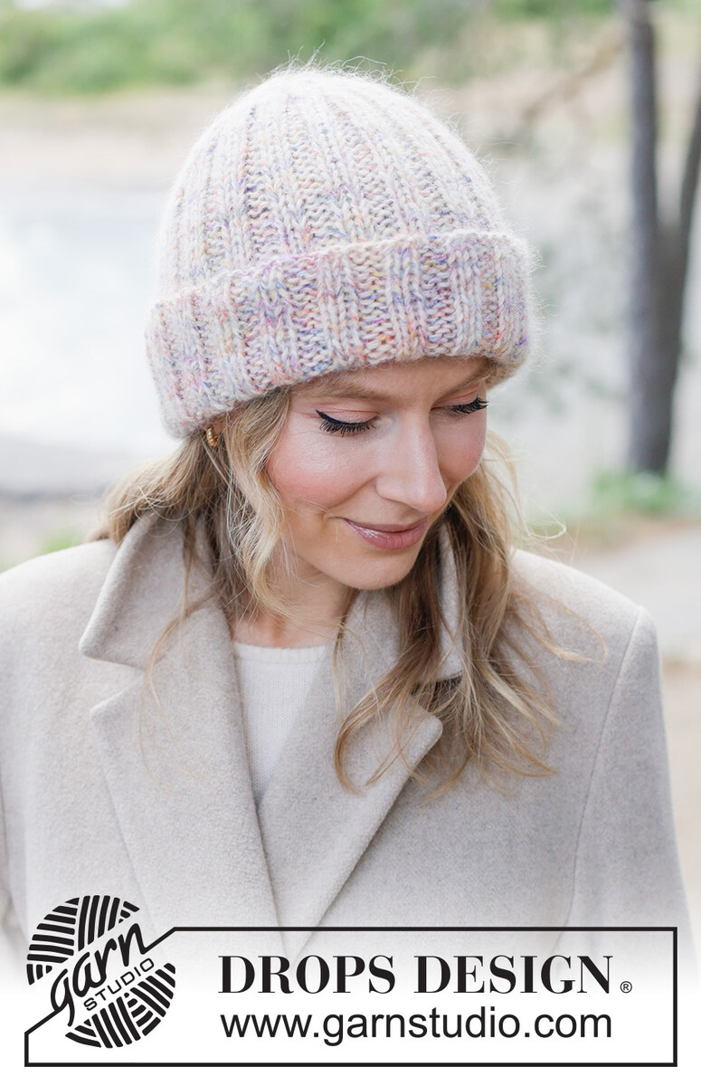 261-17 Rainbow Reach Hat by DROPS Design