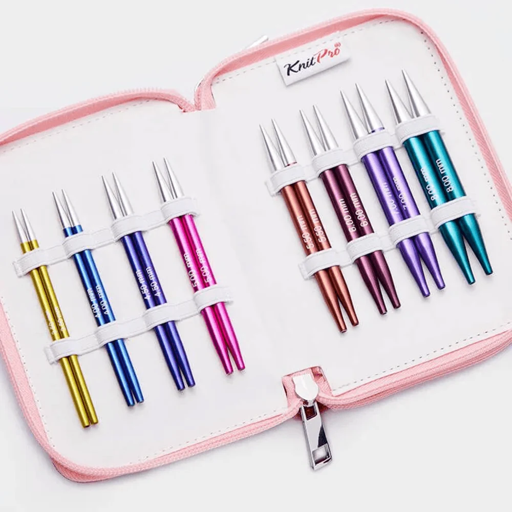 Knitpro Aiguilles Circulaires Aiguilles à Tricoter Circulaires Deluxe - Interchangeables Aluminium - Multicolores - Set Complet 23x18x8 Cm Knitpro Zing Knitpro Aiguilles Circulaires Aiguilles à Tricoter Circulaires Deluxe - Interchangeables Aluminium - Multicolores - Set Complet 23x18x8 Cm Knitpro Zing